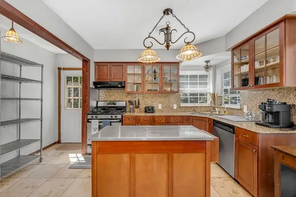 Dallas, TX 75211,2240 Lawndale Drive