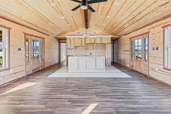 Point, TX 75472,1000 RS County Road 4520