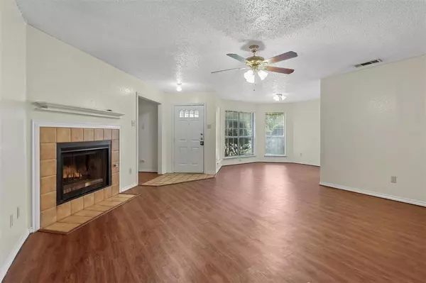 Cedar Hill, TX 75104,713 Penn Place