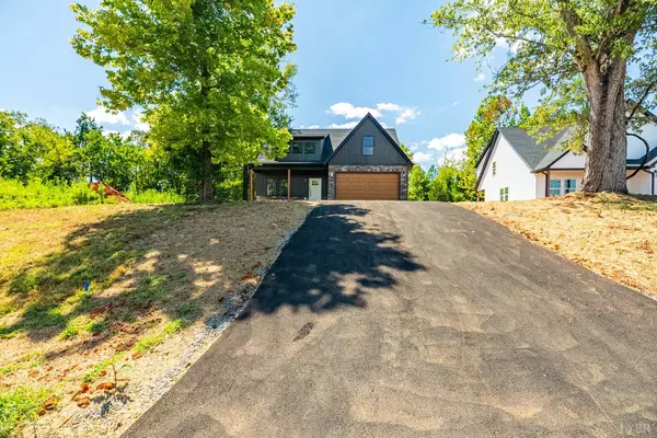 Lynchburg, VA 24503,124 Riverside Dr