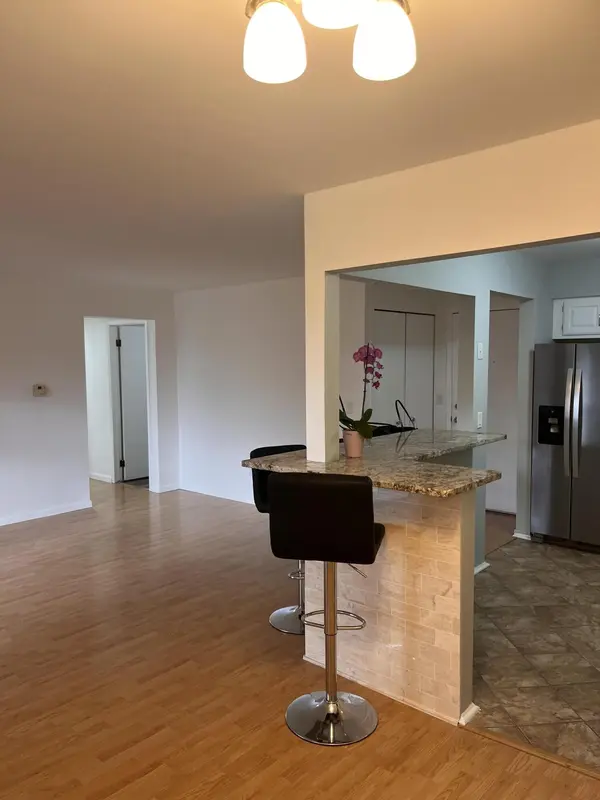 Farmington Hills, MI 48334,30445 W 14 Mile RD #59