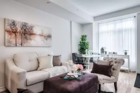 Toronto, ON M2M 0B4,39 Drewry AVE #15