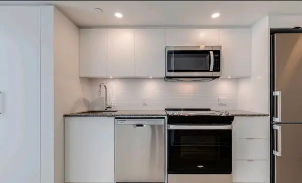 Toronto C06, ON M3H 0E5,500 Wilson AVE #835