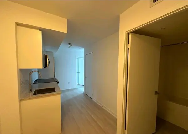 Toronto C06, ON M3H 0E5,500 Wilson AVE #835