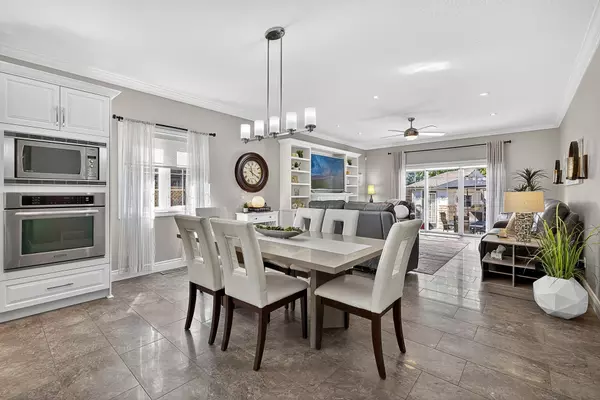 Whitby, ON L1M 0G7,21 Corvinelli DR