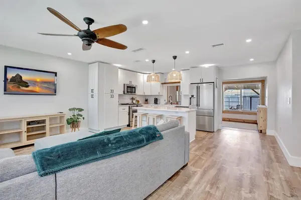 Hollywood, FL 33024,6321 Raleigh St