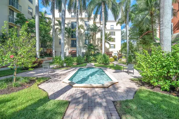 630 S Sapodilla Ave #407, West Palm Beach, FL 33401