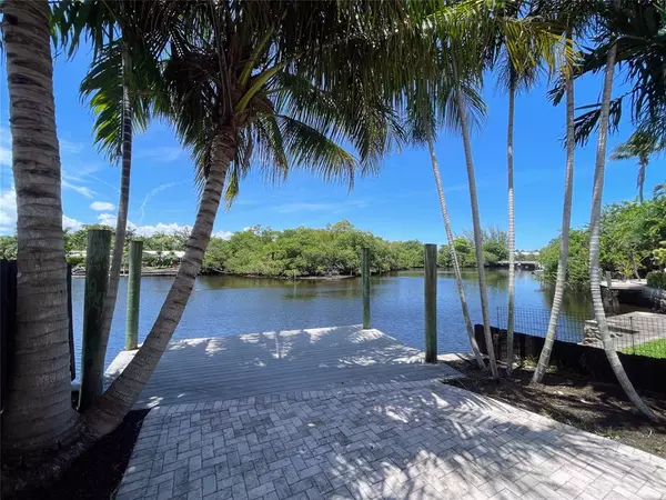 Fort Lauderdale, FL 33305,929 NE 18Th Ct #1-2