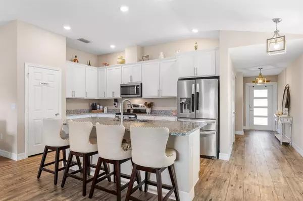 Port St Lucie, FL 34983,5580 NW Pine Trail Cir