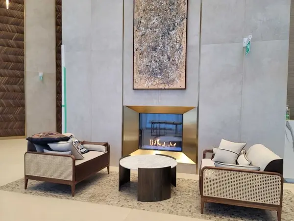 Vaughan, ON L4K 0L1,1000 Portage Pkwy #2705