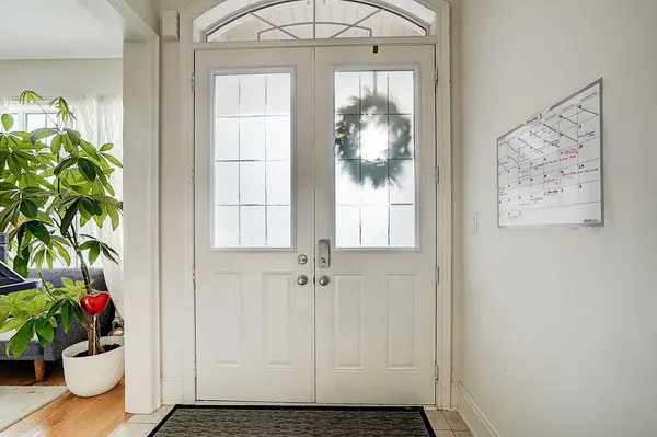 455 Threshing Mill BLVD, Oakville, ON L6H 0T4