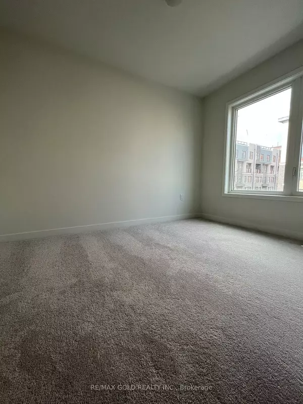 Mississauga, ON L5L 0B9,3556 The Collegeway DR #1602