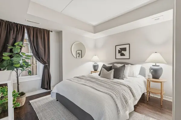 Burlington, ON L7L 7H1,2055 Appleby Line #308