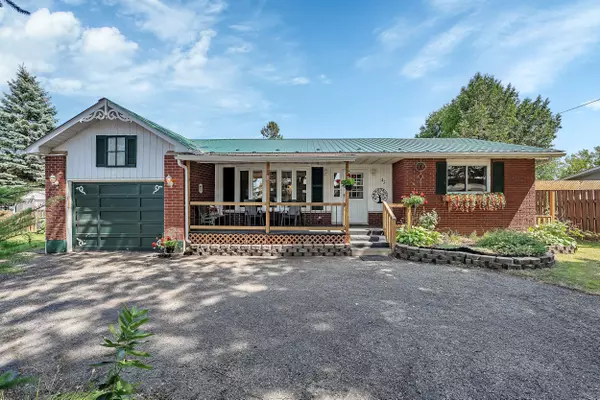 Rideau Lakes, ON K0G 1L0,43 Blacksmith RD