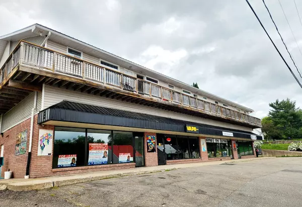 Bancroft, ON K0L 1C0,17 Snow RD #1