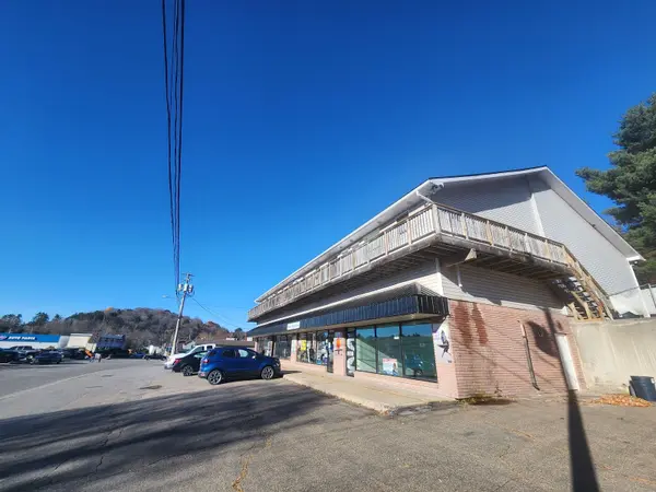 Bancroft, ON K0L 1C0,17 Snow RD #1