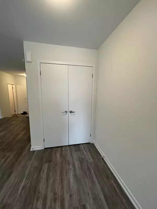 Cambridge, ON N1T 0H4,15 Cleveland Common