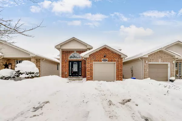 1002 Blythwood RD, London North, ON N6H 5W1