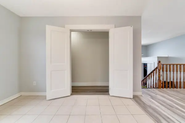 London North, ON N6H 5W1,1002 Blythwood RD