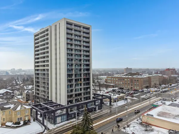 741 King ST W #1809, Kitchener, ON N2G 0E9