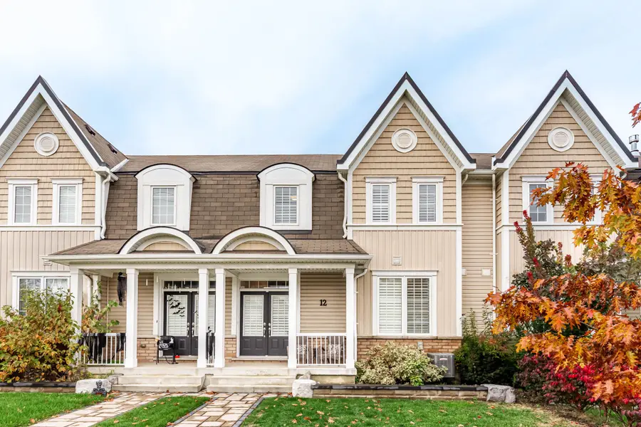 12 Aller Park WAY, Whitby, ON L1M 0L5