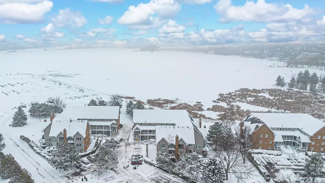 8 Ramblings WAY #121, Collingwood, ON L9Y 5S3