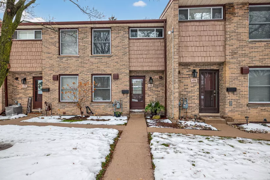 676 Wonderland RD S #39, London South, ON N6H 4Y8