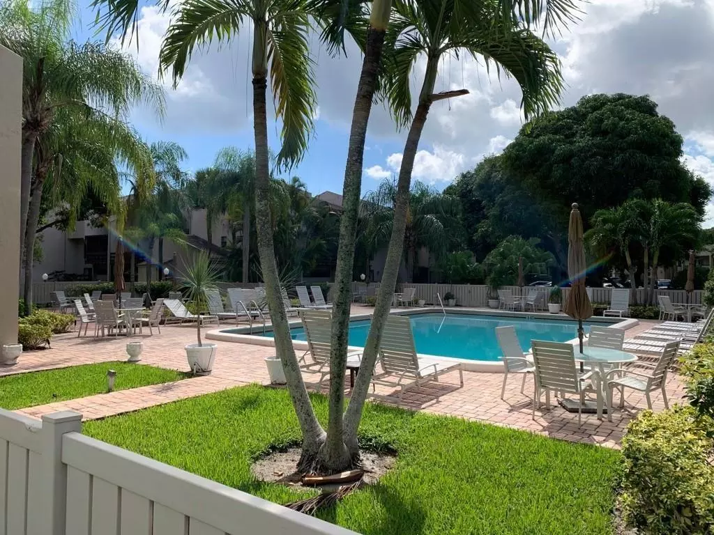 Boca Raton, FL 33487,159 NW 70th St #517