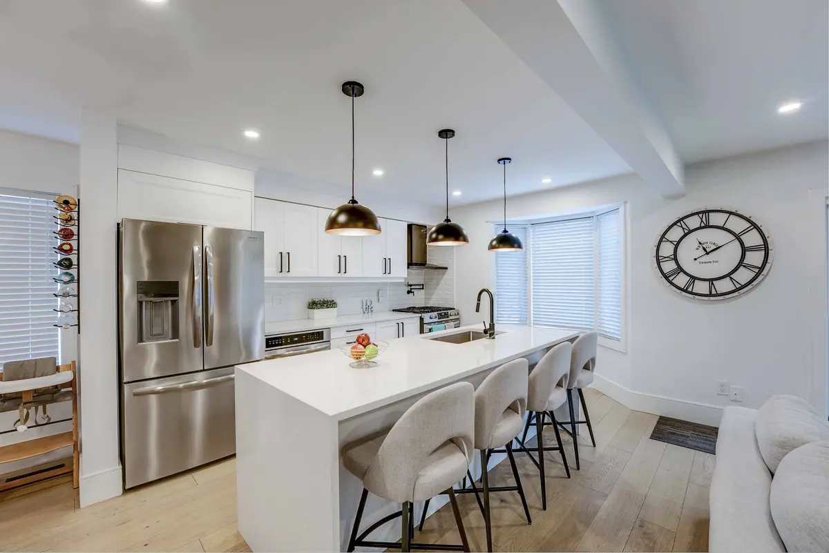 Guelph, ON N1H 8A1,77 Imperial RD N