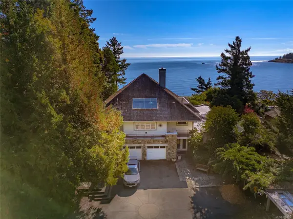 3633 Park Dr, Metchosin, BC V9C 3W3