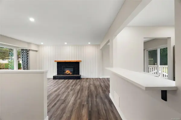 Colwood, BC V9C 1M3,538 Cedarcrest Dr