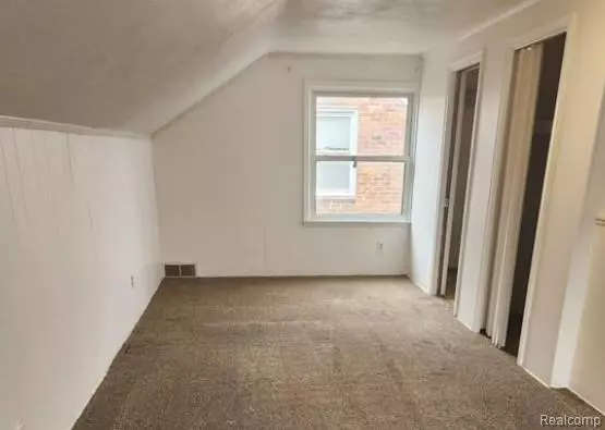 Detroit, MI 48228,9328 Patton ST