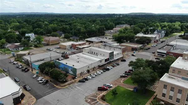 Rusk, TX 75785,132 E 5th Street