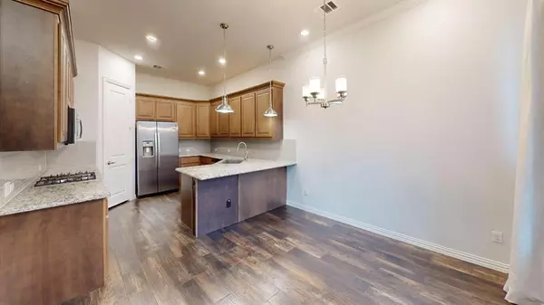 Irving, TX 75060,456 Renaissance Lane