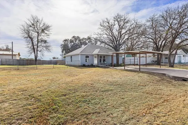 Granbury, TX 76049,1813 Pioneer Road