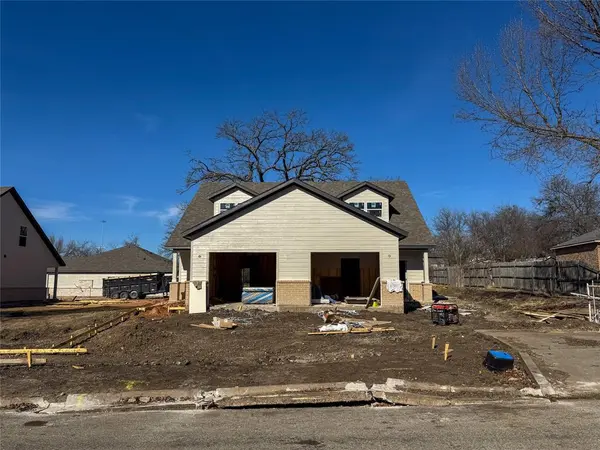 Sherman, TX 75090,417/ 419 W Dulin Street