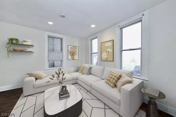 Bloomfield Twp., NJ 07003,198 Glenwood Ave