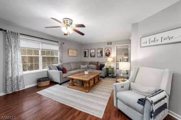 West Milford Twp., NJ 07480,19 Ivy Pl