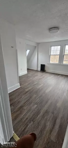 Newark City, NJ 07107,212 3Rd St