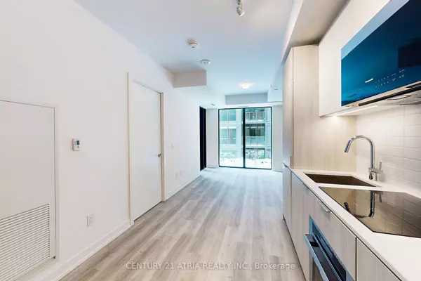 Toronto C08, ON M5A 1H3,28 Eastern AVE #340