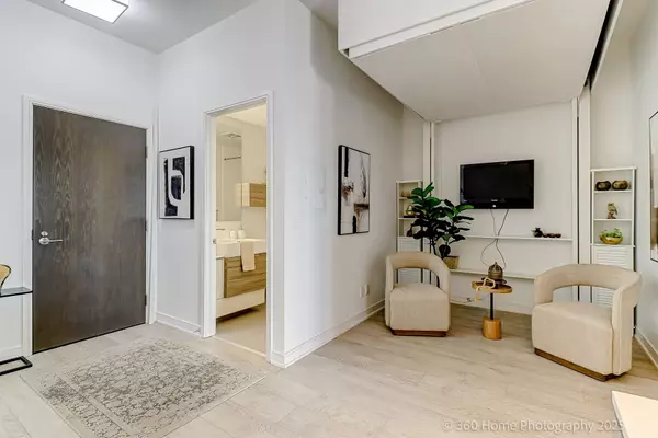 Toronto C08, ON M5E 0A9,88 Scott ST #2203