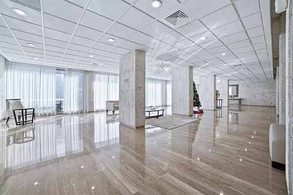 Hallandale Beach, FL 33009,1985 S Ocean Dr #10G