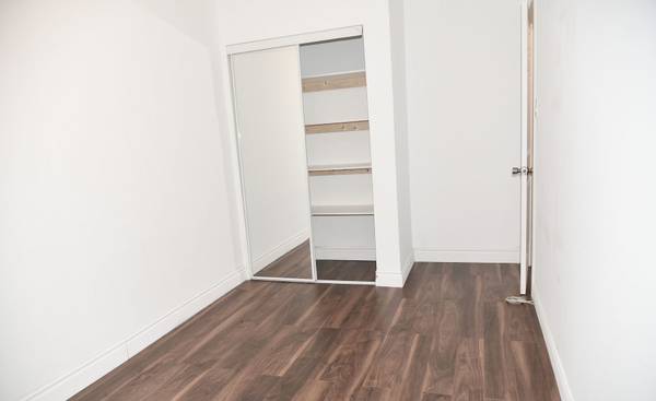 181 Penn AVE S #Main, Newmarket, ON L3Y 2S4