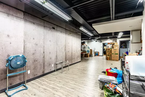 Barrie, ON L4N 0B7,647 Welham RD #15