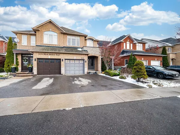 Mississauga, ON L5N 8A6,7676 BLACK WALNUT TRL E
