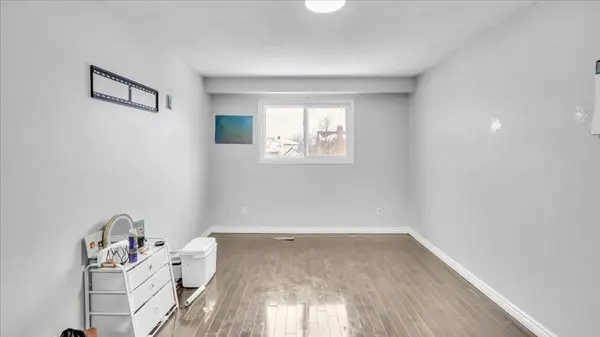 Brampton, ON L6V 3R1,62 Histon CRES