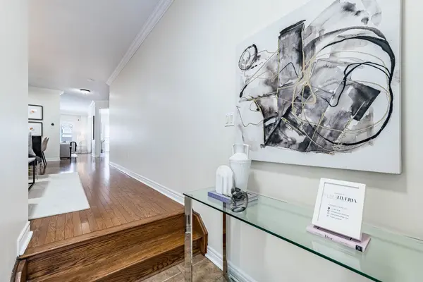 Brampton, ON L6R 3K2,22 Snowdrift TRL