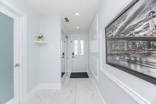 Brampton, ON L6Z 1B5,40 MONTEREY AVE