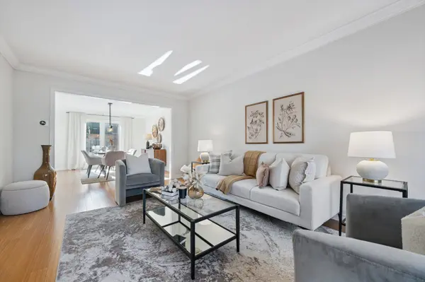 Oakville, ON L6H 3A5,260 Princess Royal CT