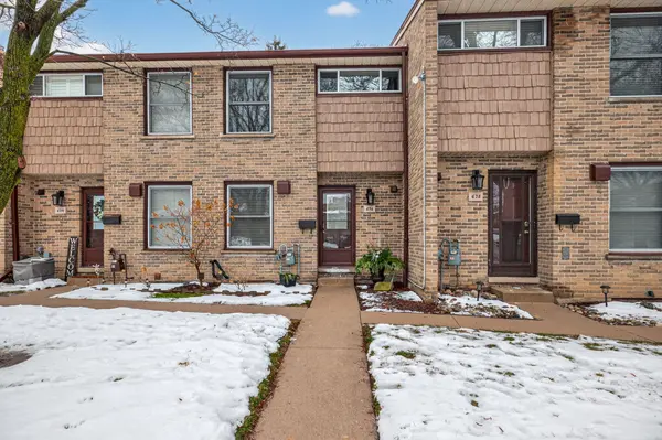 676 Wonderland RD S #39, London South, ON N6H 4Y8